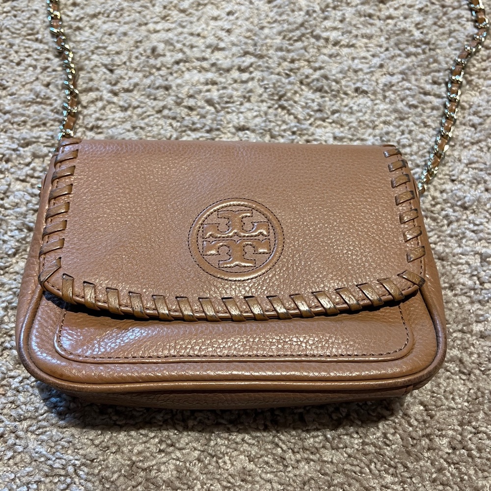 Tory Burch Leather Crossbody purse